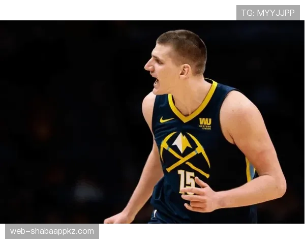 卡里姆·阿卜杜尔-贾巴尔内线单打效率领先同期中锋，奠定球队进攻核心地位