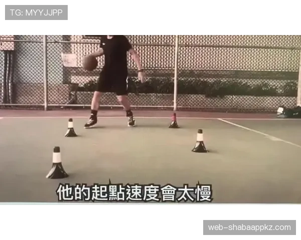 篮球防守规则的五个常见误区与正确解析 篮球防守规则的五个常见误区与正确解析